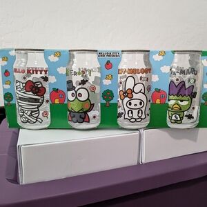 Hello kitty and friends Halloween glass set